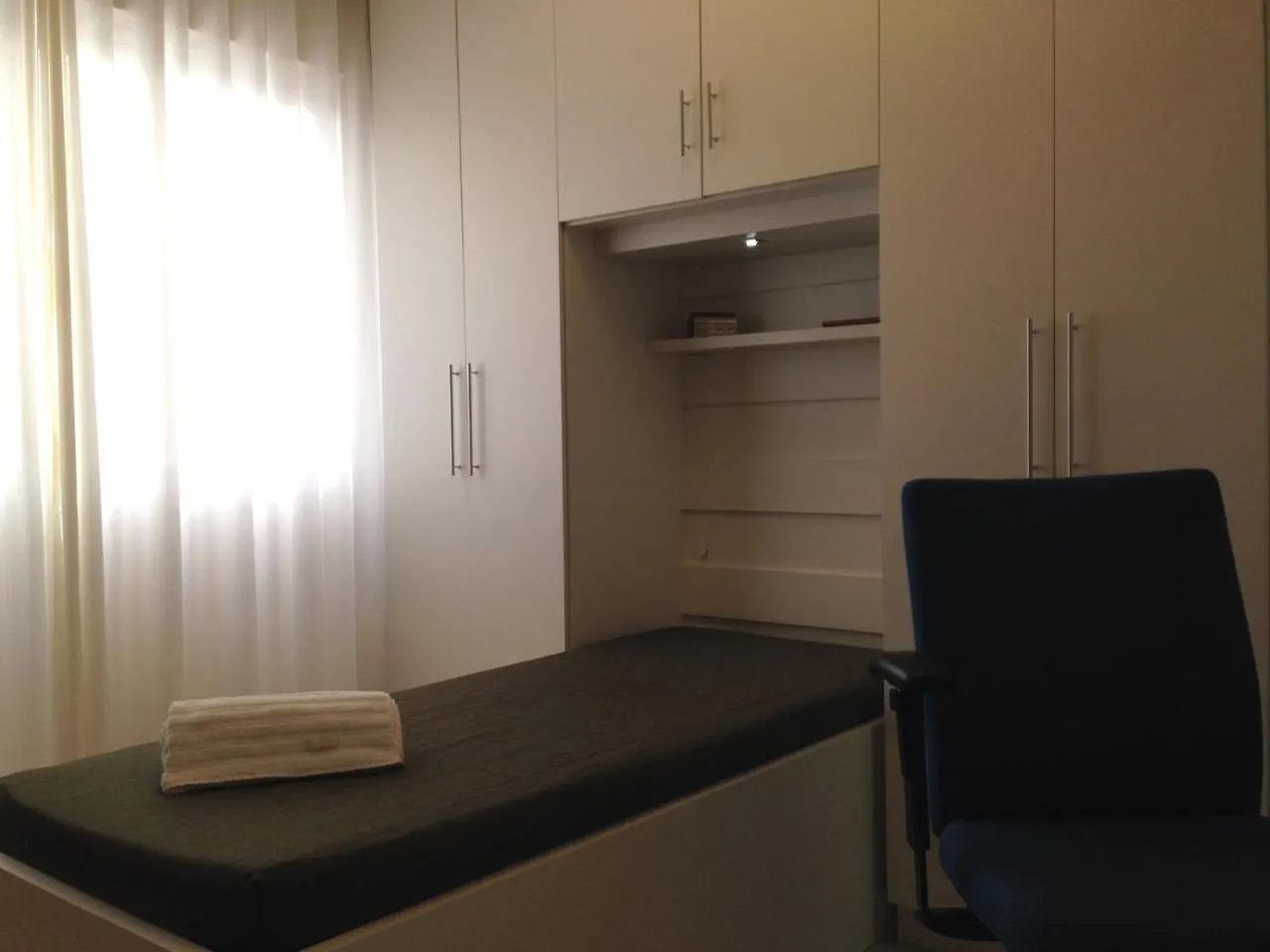 Suites E Quartos Na Avenida Carlos Gomes Порту-Алегри